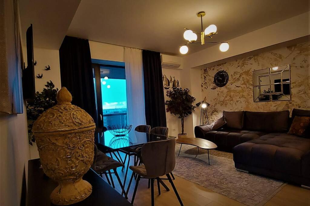 コンスタンツァPrime Location, Sea View Flat Near The Beachアパートメント エクステリア 写真