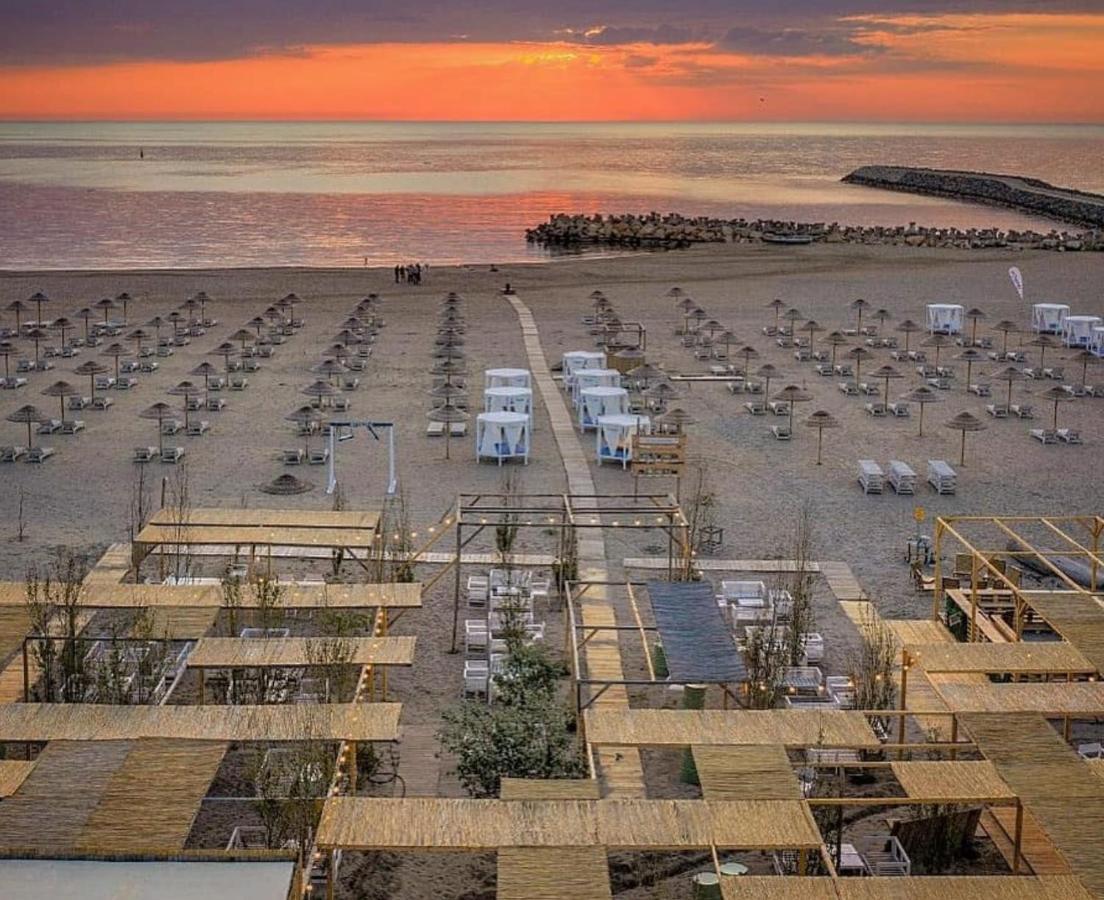 コンスタンツァPrime Location, Sea View Flat Near The Beachアパートメント エクステリア 写真